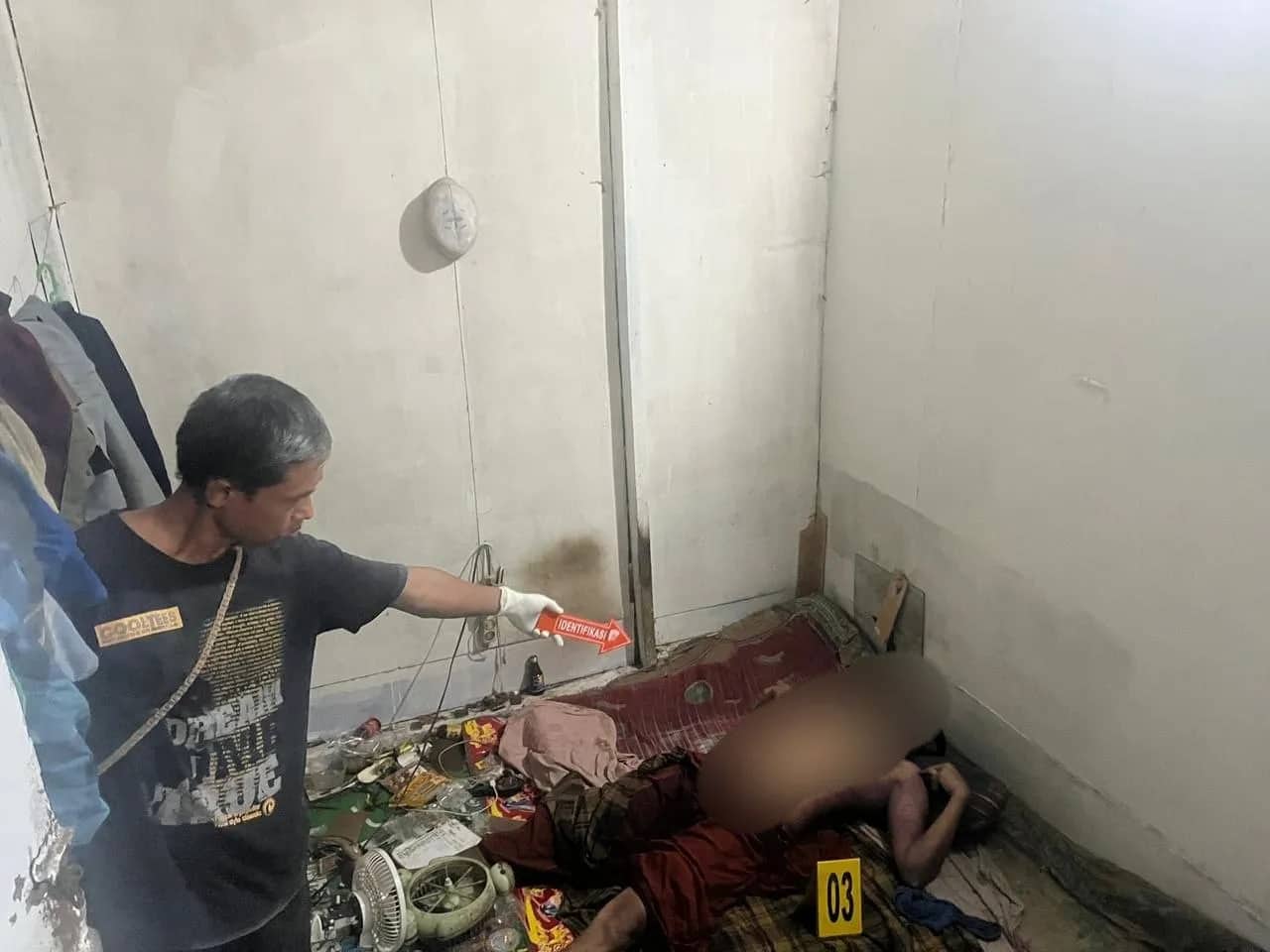 Ilustrasi berita Mimika: Tidak Ditemukan Tanda Kekerasan, Kematian Tukang Cukur di Pasar Minggu Timika Diduga Karena Sakit