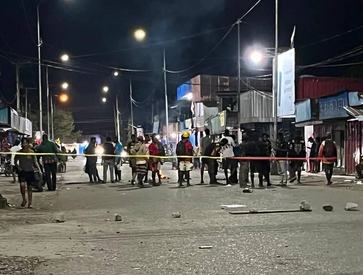 Ilustrasi berita Mimika: Jalan Bhayangkara Koperapoka Timika Dipalang Warga, Dipicu Kasus Lakalantas