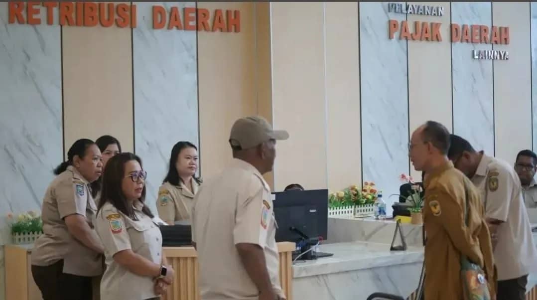 Ilustrasi berita Mimika: Awali Tugas, Slamet Sutejo Langsung Tinjau Pelayanan Pajak Daerah di Bapenda Mimika