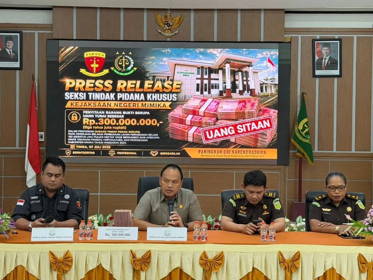 Ilustrasi berita Mimika: Kejari Mimika Sita Uang Rp 300 Juta dalam Penyidikan Dugaan Korupsi Pembukaan 150 Hektar Lahan