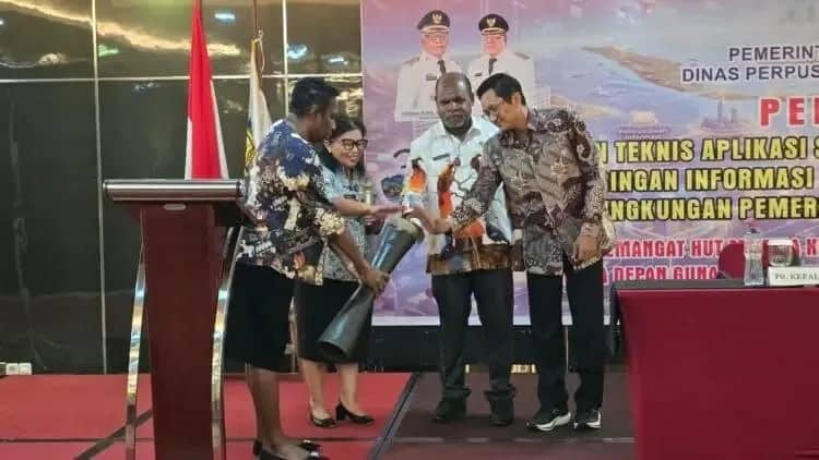 Ilustrasi berita Mimika: Pemkab Mimika Digitalisasi Arsip Bersejarah, Jaga Rekam Jejak Daerah Tetap Tersimpan
