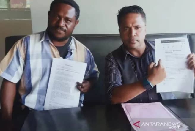 Ilustrasi berita BERITA UTAMA: Dianggap Cemarkan Nama Baik, Bupati di Papua Lapor Polisi