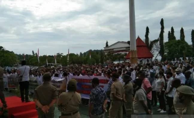 Ilustrasi berita BERITA UTAMA: BKN : Pengangkatan 20 Ribu Pegawai Honorer Papua Masih Berproses