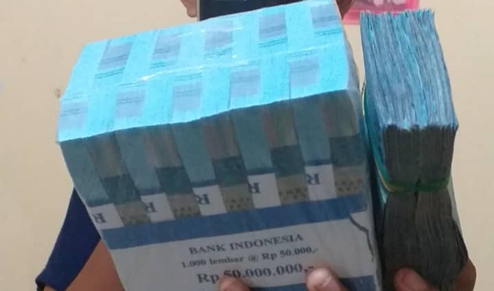 Ilustrasi berita BERITA UTAMA: Peredaran Uang di Papua Menurun, Hilang Rp 3 Triliun Dibanding Tahun Lalu