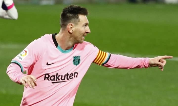 Ilustrasi berita Olahraga: Lionel Messi Lewati Rekor Pele Usai Barcelona Tekuk Valladolid 3-0