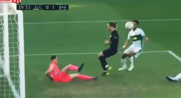 Ilustrasi berita Olahraga: Kirim Ecce ke Zona Degradasi, Barcelona Salib Sevilla di Peringkat Tiga Klasemen Sementara