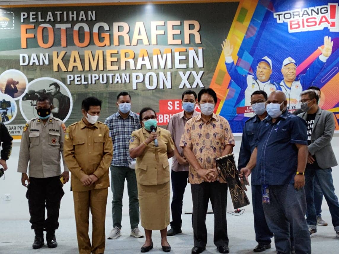 Ilustrasi berita Mimika: 100 Fotografer dan Kameramen dari Mimika, Jayapura dan Merauke Ikut Pelatihan Hadapi PON Papua