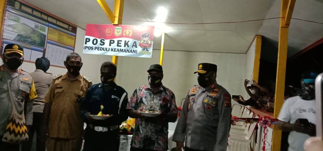 Ilustrasi berita Mimika: Polisi Selalu Datang Terlambat, Kapolda Papua Resmikan Poskamling Induk Nawaripi