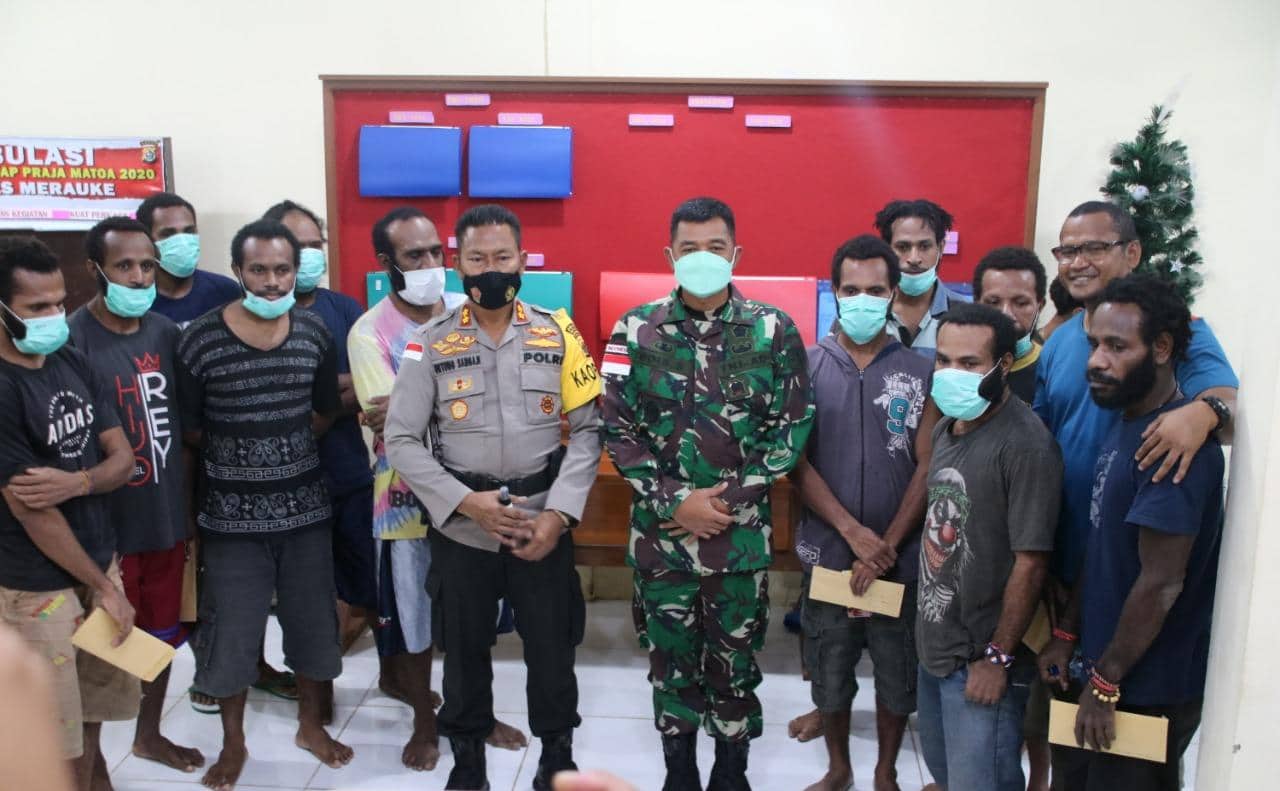 Ilustrasi berita pinpost: 12 Terduga Kasus Makar Aktivis KNPB Dilepaskan dari Tahanan Atas Kebijakan Kapolres
