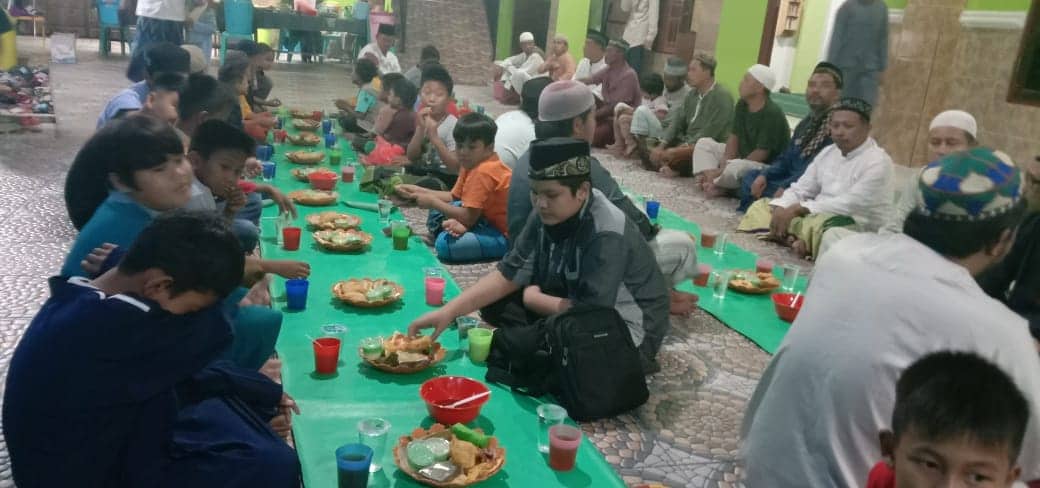 Ilustrasi berita Mimika: DKM Al Fatah BTN Bumi Kamoro Indah, Siapkan Sajian Buka Puasa Untuk Jamaah