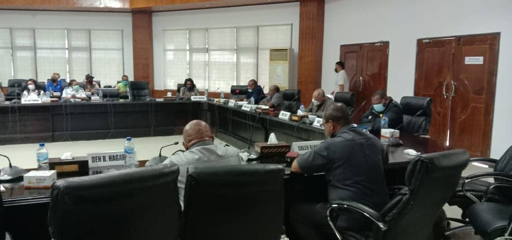 Ilustrasi berita Mimika: Abaikan Suara Rakyat, Dewan dan Pemerintah Sepakat Lanjutkan One Way Budi Utomo Timika