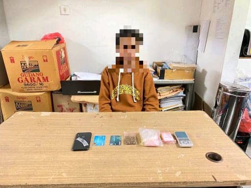 Ilustrasi berita Mimika: Awal Mula Bekuk di Kwamki Narama, Hanya Sehari Polisi Tangkap 5 Pelaku Tindak Pidana Narkotika di Timika