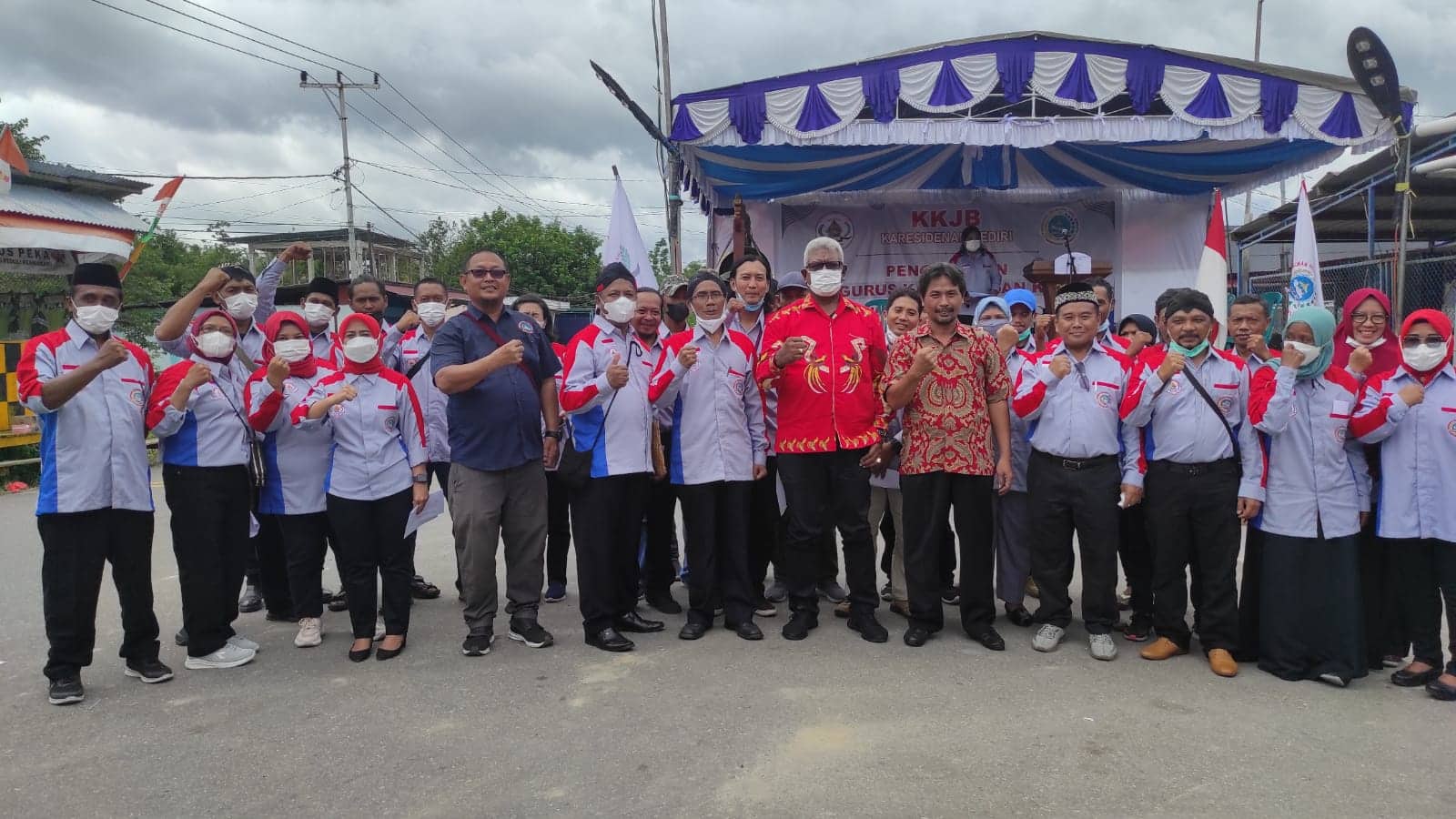Ilustrasi berita Mimika: Organisasi Kemasyarakatan Diminta Jaga Kekompakan, Wabup JR: KKJB Tidak Boleh Terpecah, Warga Jawa Harus Bersatu