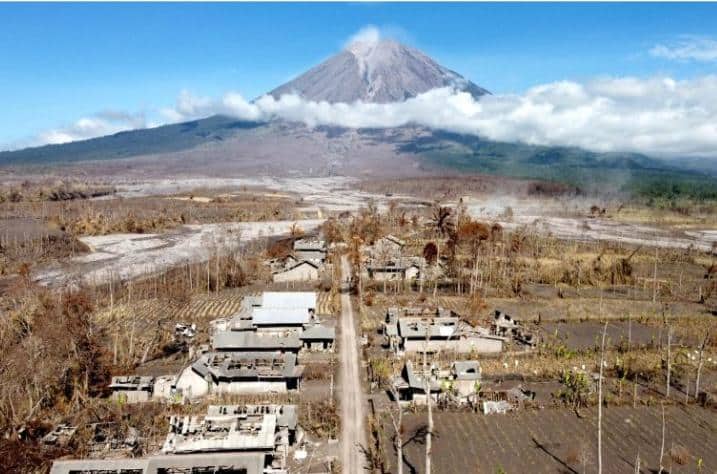 Ilustrasi berita Nasional: BNPB Rilis Jumlah Korban Terkini Akibat Awan Panas Guguran Gunung Semeru, Berikut Rinciannya