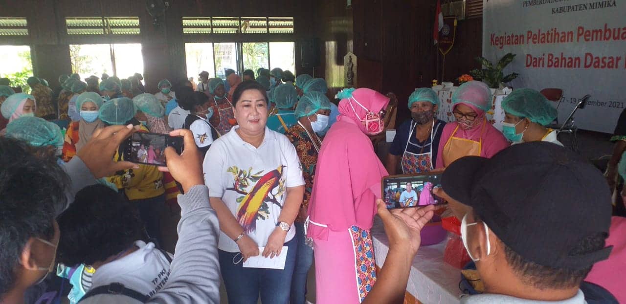Ilustrasi berita Mimika: 270 Kader Posyandu Utusan Distrik Dapat Pelatihan dari PKK Mimika, Olah Makanan Berbahan Dasar Ikan