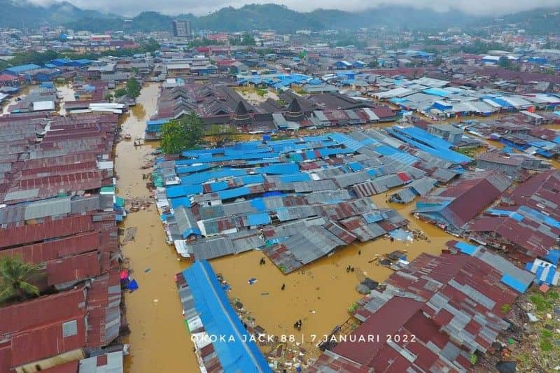 Ilustrasi berita Papua: Banjir Merenggut Korban Jiwa dan Memaksa Warga Mengungsi di Jayapura