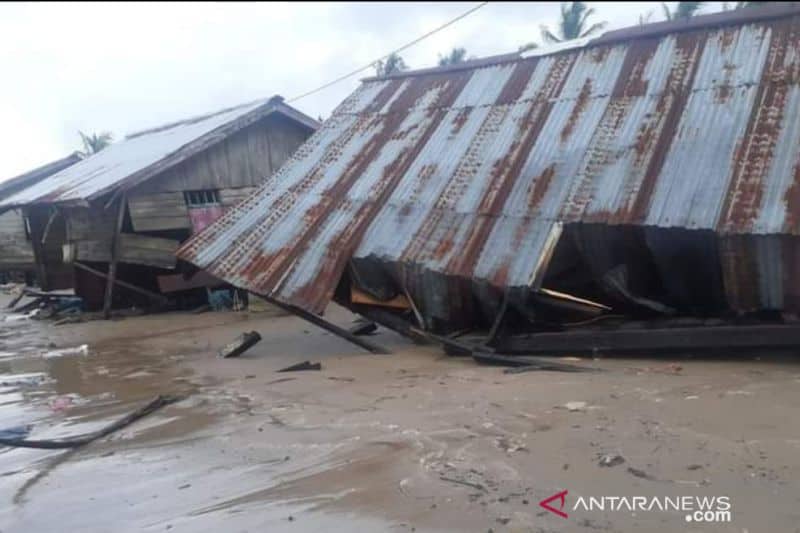 Ilustrasi berita Mimika: Tiga Kampung di Distrik Amar Rusak Parah Akibat Banjir Rob