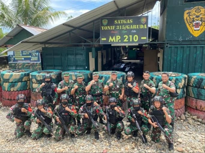 Ilustrasi berita Nasional: Kunjungi Brigif 20/IJK, Letjen Cantiasa Tegaskan Timika Bukan Daerah Darurat Militer