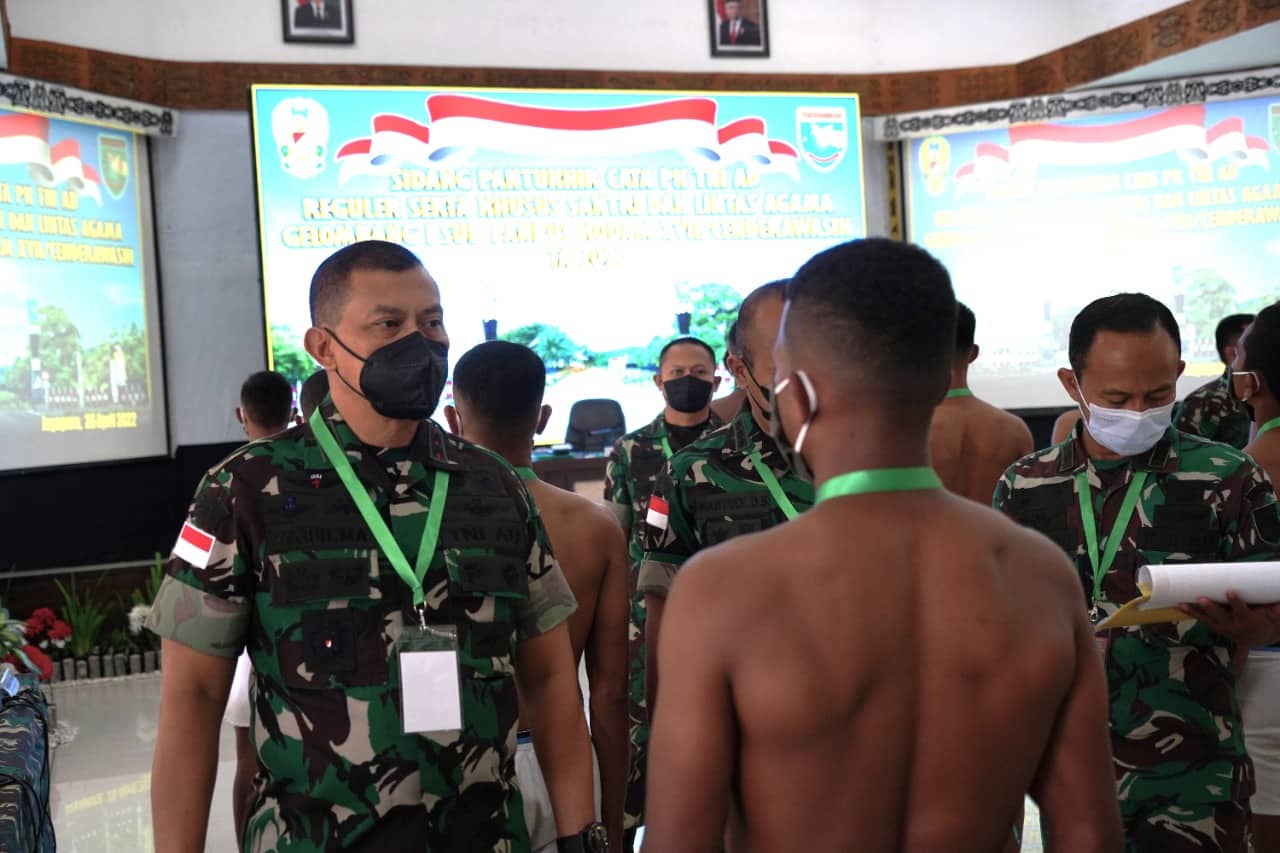Ilustrasi berita Papua: Diikuti 172 Peserta, Pangdam XVII/Cenderawasih Pimpin Sidang Pantukhir Pusat Tamtama TNI AD