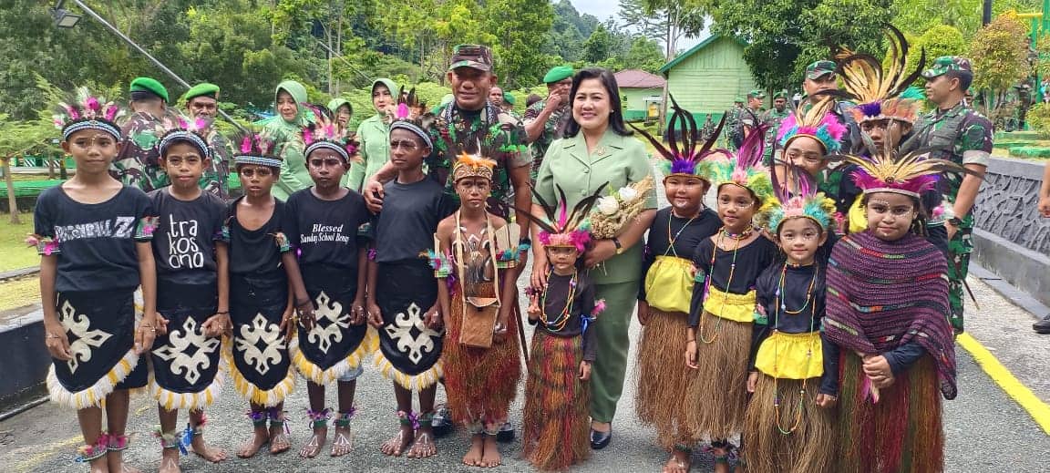 Ilustrasi berita Papua: Kunjungi Kaimana, Pangdam Kasuari Ingatkan Profesionalitas Dalam Tugas, Jaga Kedaulatan NKRI