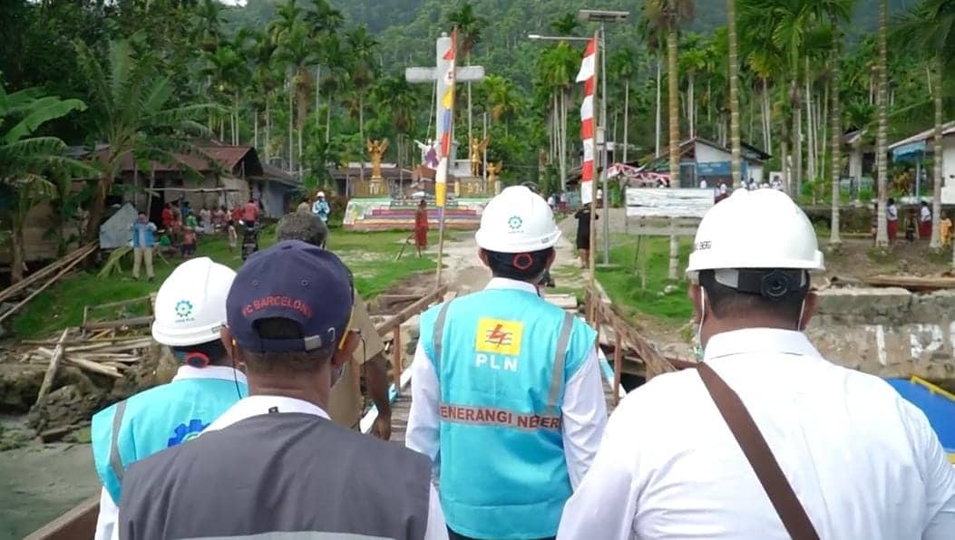 Ilustrasi berita Papua: PT. PLN Terus Berkarya, 83.240 Warga Desa Terpelosok di Indonesia Telah Menikmati Listrik