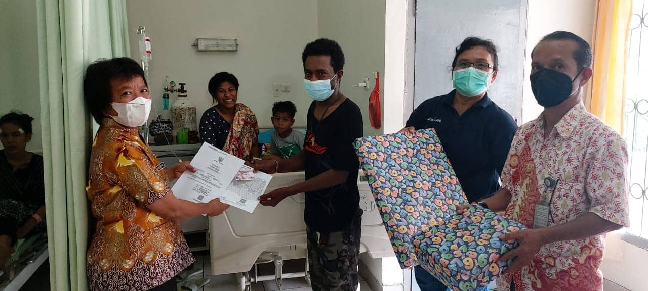 Ilustrasi berita Mimika: 7 Bayi di Timika Lahir Tepat 17 Agustus 2022, Dinas Dukcapil "Beri Kado" Dokumen Adminduk dan Bingkisan Tali Asih