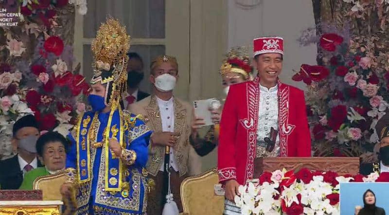 Ilustrasi berita Nasional: Presiden Terkekeh, Iriana Berjoget Saat Lagu "Ojo Dibandingke" Dinyanyikan