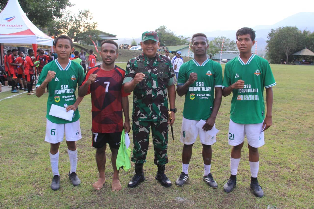 Ilustrasi berita Papua: Kodam Cenderawasih Siapkan PS. Hidayatullah Ikuti Sepak Bola Liga Santri Piala Kasad