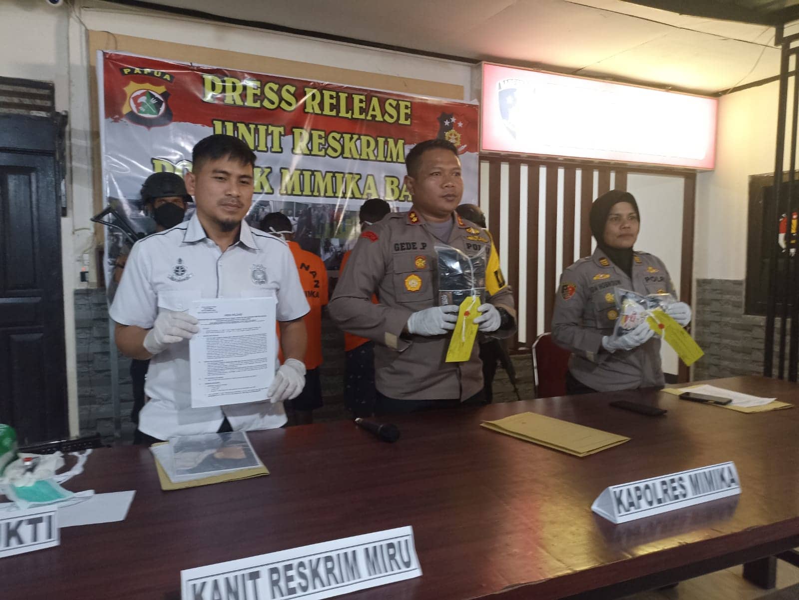 Ilustrasi berita Mimika: Dua Pelaku Penikaman Maut di Jl Leo Mamiri Timika Berhasil Ditahan, Ternyata Kejadian Berawal Saling Tantang di HP