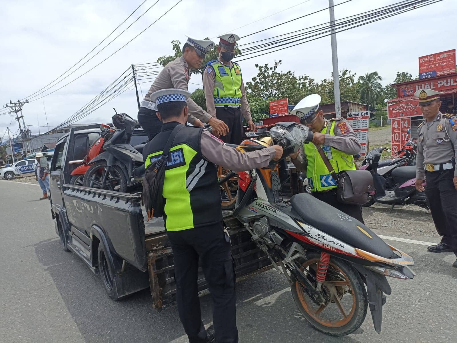 Ilustrasi berita Mimika: Banyak Penumpang Tidak Gunakan Helm, 42 Kendaraan Terjaring Razia Operasi Zebra Cartenz Sat Lantas Polres Mimika