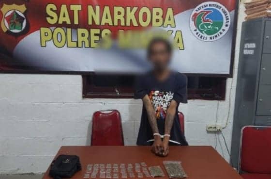 Ilustrasi berita Mimika: Diburu Polisi Karena Anggota Komplotan Pencuri, Warga Jalan Kartini Timika Ini Ternyata Juga Pengedar Narkotika