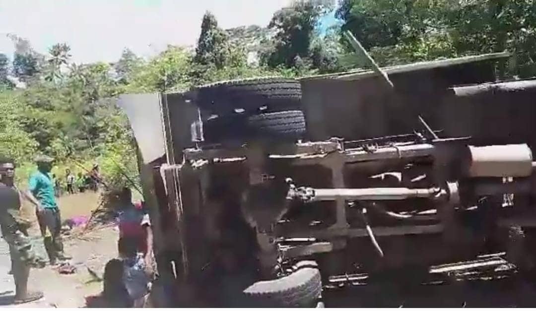 Ilustrasi berita Mimika: Joe Wamoni, Alumni SD Negeri 11 Tuapa Jadi Salah Satu korban Tewas Dalam Kecelakaan Truk di Jalan Trans Nabire