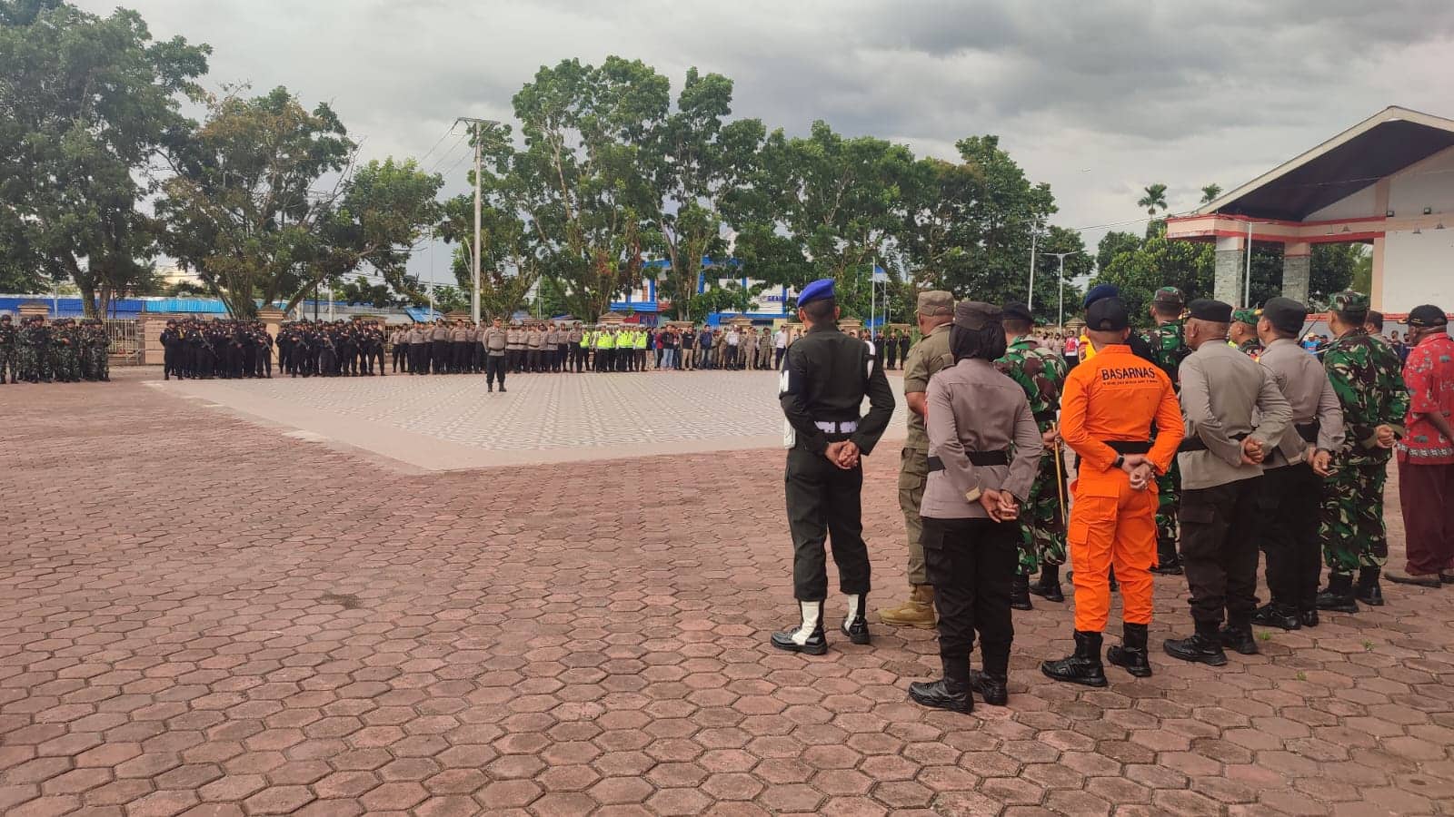Ilustrasi berita Mimika: Pergantian Tahun Baru, Kapolres Ingatkan Toko Miras dan Tempat Hiburan Tutup