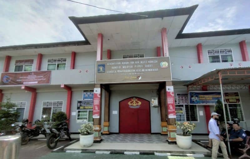 Ilustrasi berita Papua: Lapas Manokwari Tetapkan Bos Tambang Ilegal Ongky Sebagai Buron