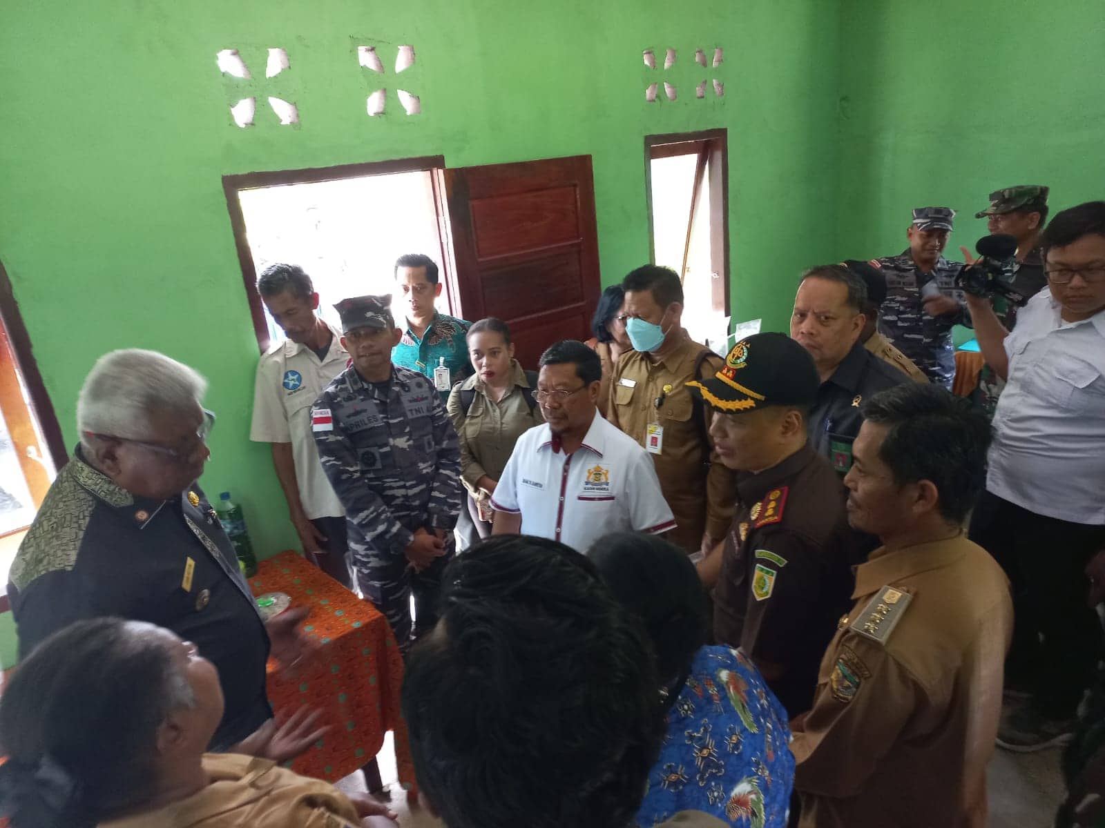 Ilustrasi berita Mimika: Kerjasama Bank Papua, Plt Bupati Mimika Resmikan Rumah Produksi Kelompok Tani Yapareke Pomako