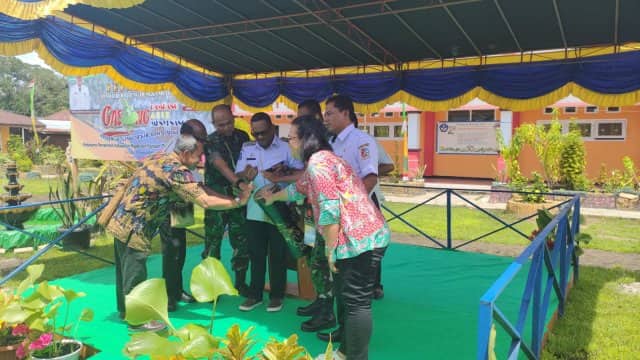 Ilustrasi berita Papua: Diikuti 60 Murid dan 30 Guru, Pelatihan Pandai Berhitung GASING Resmi Ditutup, Pj. Bupati Mappi: Programkan Tour Gasing ke Distrik