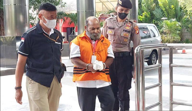 Ilustrasi berita Papua: IDI Tidak Temukan Kondisi Genting Lukas Enembe, KPK Tetap Tindaklanjuti Keluhan Tahanan