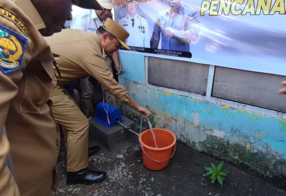 Ilustrasi berita Mimika: Tahap Pertama, PUPR Kabupaten Mimika Alirkan Air Bersih di 7.888 Rumah Warga Timika