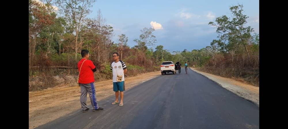 Ilustrasi berita Papua: Tinjau Pekerjaan Ruas Jalan Kota Kepi - Mur, Ini Harapan Bupati Gomar