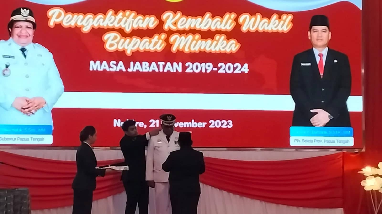 Ilustrasi berita Mimika: Sah! Dihadiri Ketua DPRD, Jabatan Johannes Rettob Sebagai Wakil Bupati Mimika Diaktifkan Kembali