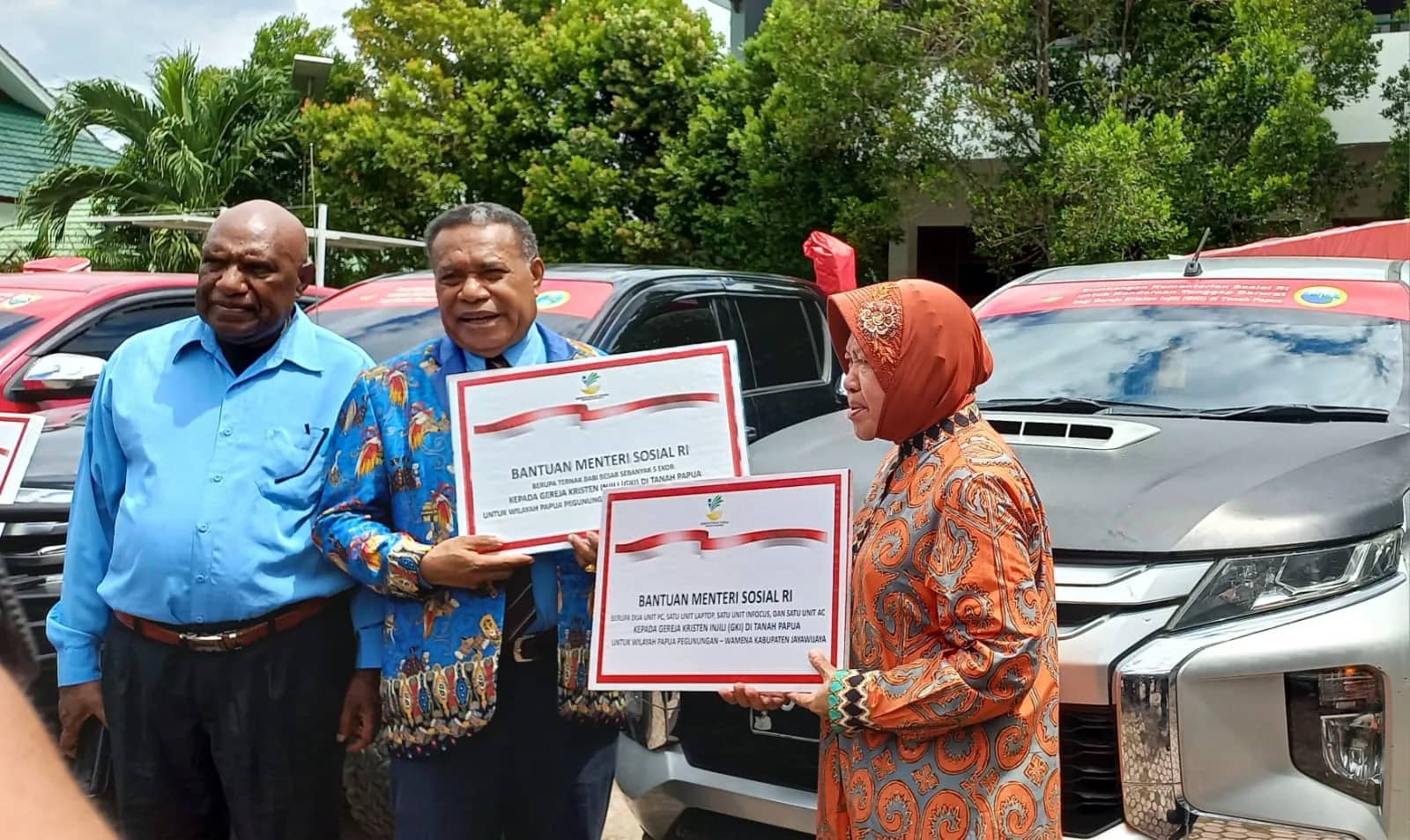 Ilustrasi berita JAYAPURA: Empat Gereja di Papua Dapat Bantuan Kendaraan Tanggap Darurat dari Menteri Sosial