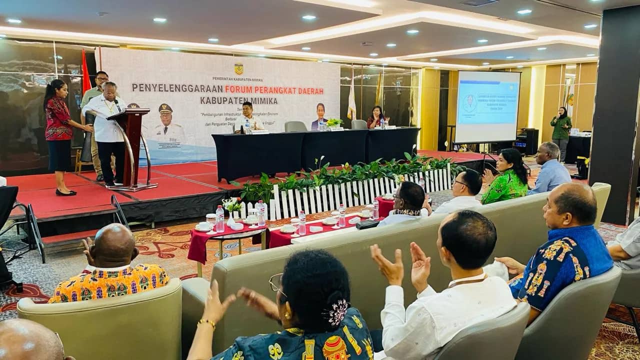 Ilustrasi berita Mimika: Penyelenggaraan FPD 2025 Resmi Dibuka Bupati Omaleng, Ini Prioritas Pembangunan di Kabupaten Mimika