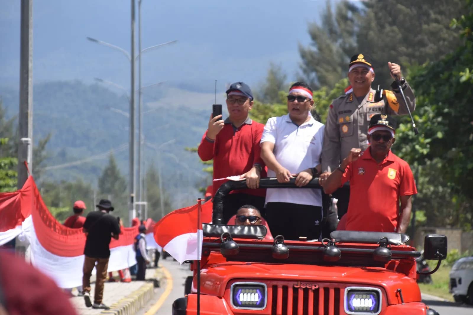 Ilustrasi berita JAYAPURA: Rayakan Hari Integrasi Papua ke NKRI, Pemkot Jayapura Bersama Masyarakat Bentangkan Bendera Merah Putih Sepanjang 11 Ribu Meter