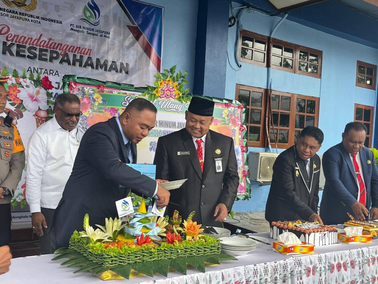 Ilustrasi berita JAYAPURA: PT. Air Minum Jayapura Rayakan Hari Jadi ke-32, Tingkatkan Pelayanan Air Minum Pada Masyarakat