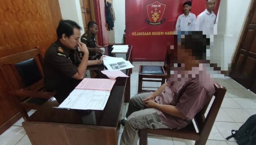 Ilustrasi berita Papua: Jual "Black Label" Tanpa Ijin, Warga Nabire Dijerat Pasal Perlindungan Konsumen dan Perdagangan