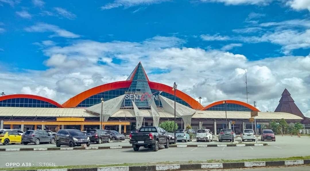 Ilustrasi berita JAYAPURA: Sore Ini Tiba di Jayapura, Ribuan Pelajar akan Sambut Presiden Jokowi di Bandara Sentani