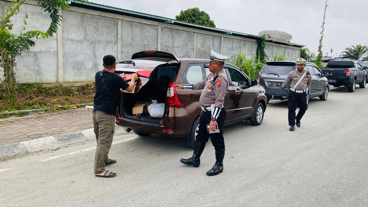 Ilustrasi berita Mimika: Hari Kedelapan Operasi Patuh Cartenz 2024, Polres Mimika Amankan Puluhan Kendaraan