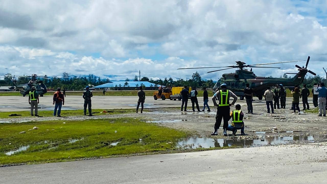 Ilustrasi berita Papua: Tiga Helikopter Diberangkatkan Untuk Evakuasi Korban di Distrik Alama