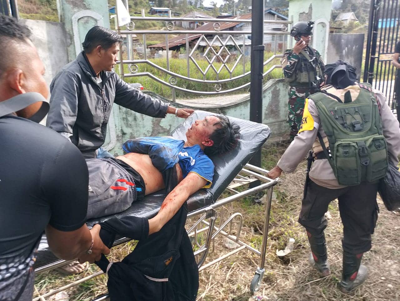 Ilustrasi berita Papua: Breaking News: Karyawan PT Tunas Jaya Perkasa Tewas Ditembak di Kali Wabu, Intan Jaya