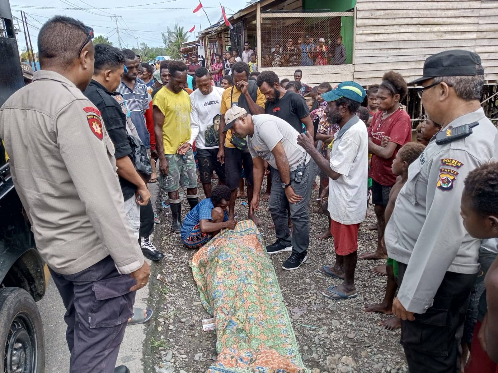 Ilustrasi berita Mimika: Seorang Pria Ditemukan Meninggal Dunia di Pinggir Jalan Kampung Pomako Timika